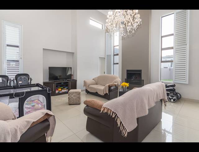 3 BEDROOM FREESTANDING FOR SALE IN PARKLANDS NORTH